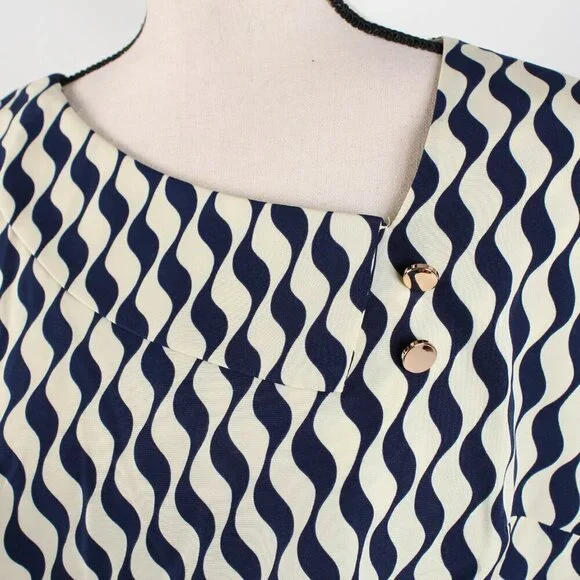 Bloomchic Wavy Print Asymmetrical Neckline Blouse - NWT - 14/16 - Picture 5 of 9
